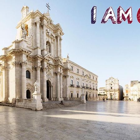 Ferienwohnung I AM Ortigia - Alfeo Syrakus Exterior foto